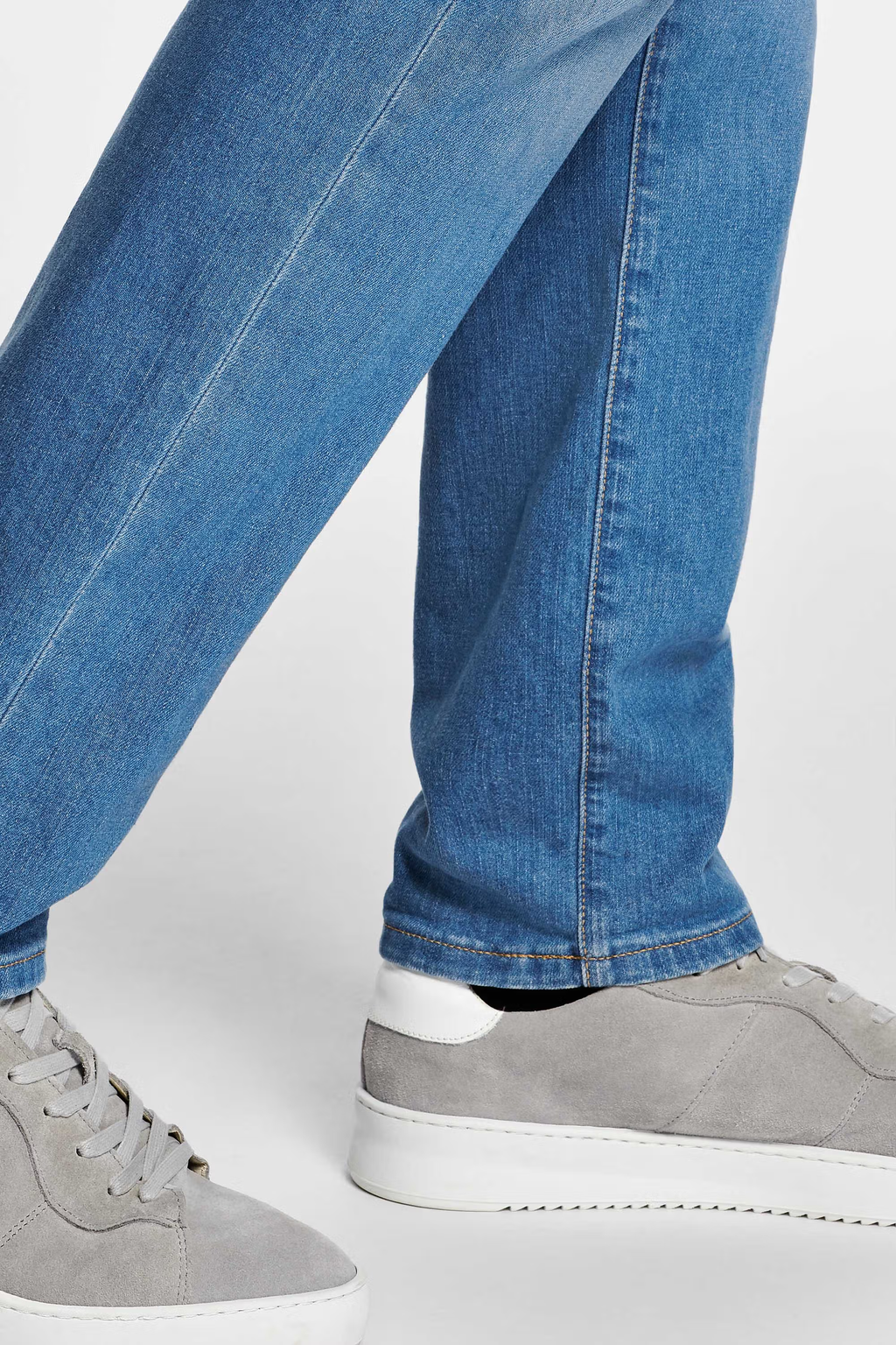 The Jeans - Mid Blue